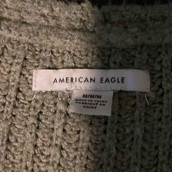American Eagle Oversized Sweater - Picture 2 of 2